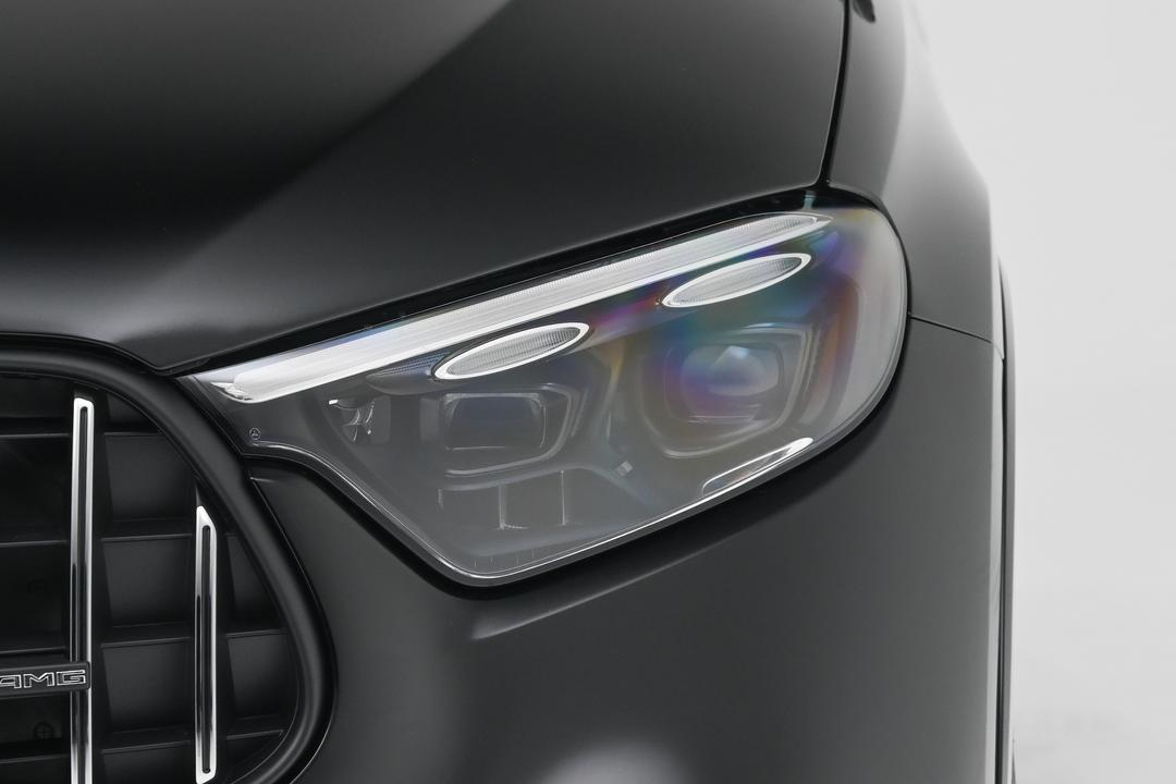 Mercedes-Benz GLC AMG 2026, фото 11