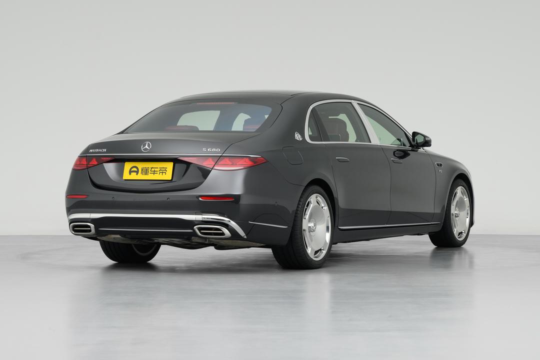 Mercedes-Benz Maybach S-Class 2026, фото 7