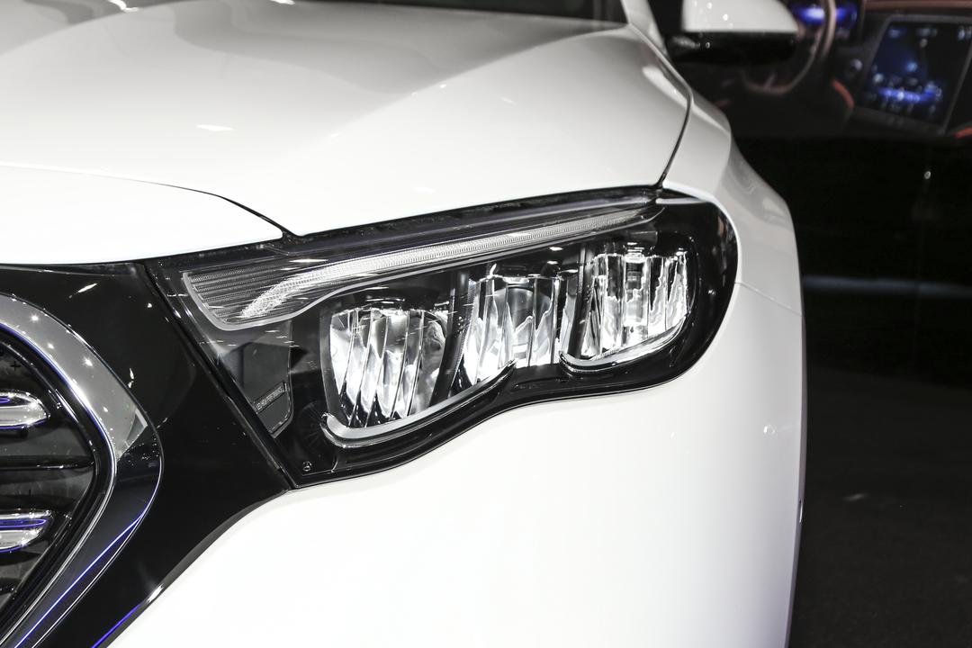 Mercedes-Benz E-Class 2026, фото 11