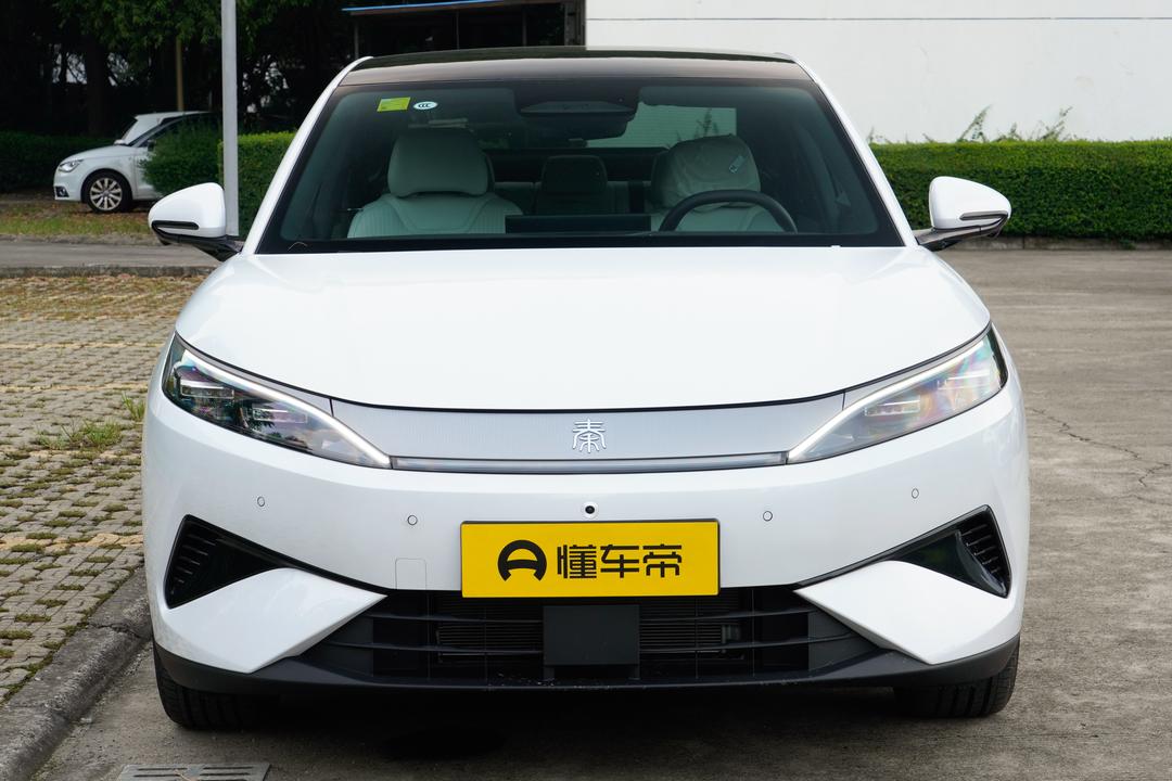 BYD Qin MAX EV 2026, фото 12