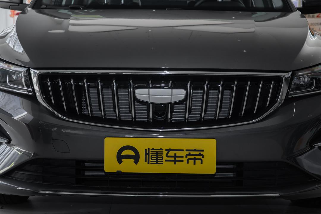 Geely Emgrand 2026, фото 8