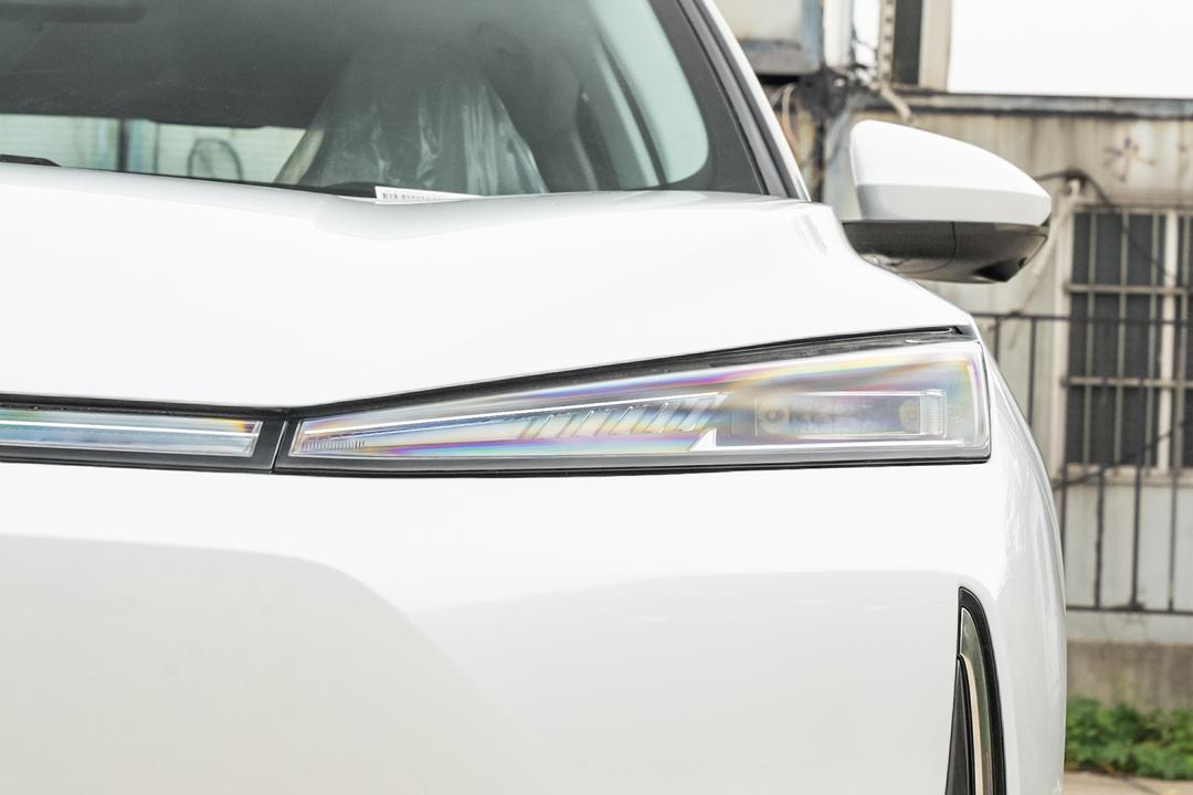 Dongfeng L7 EV 2026, фото 11
