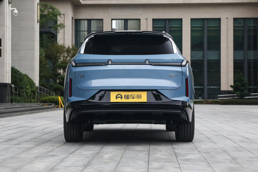 Lynk & Co 08 EM-P 2026, фото 6