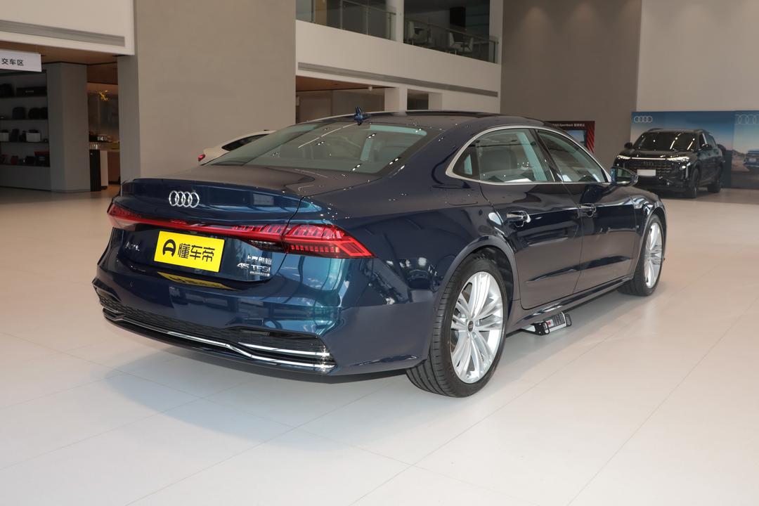 Audi A7L 2026, фото 6