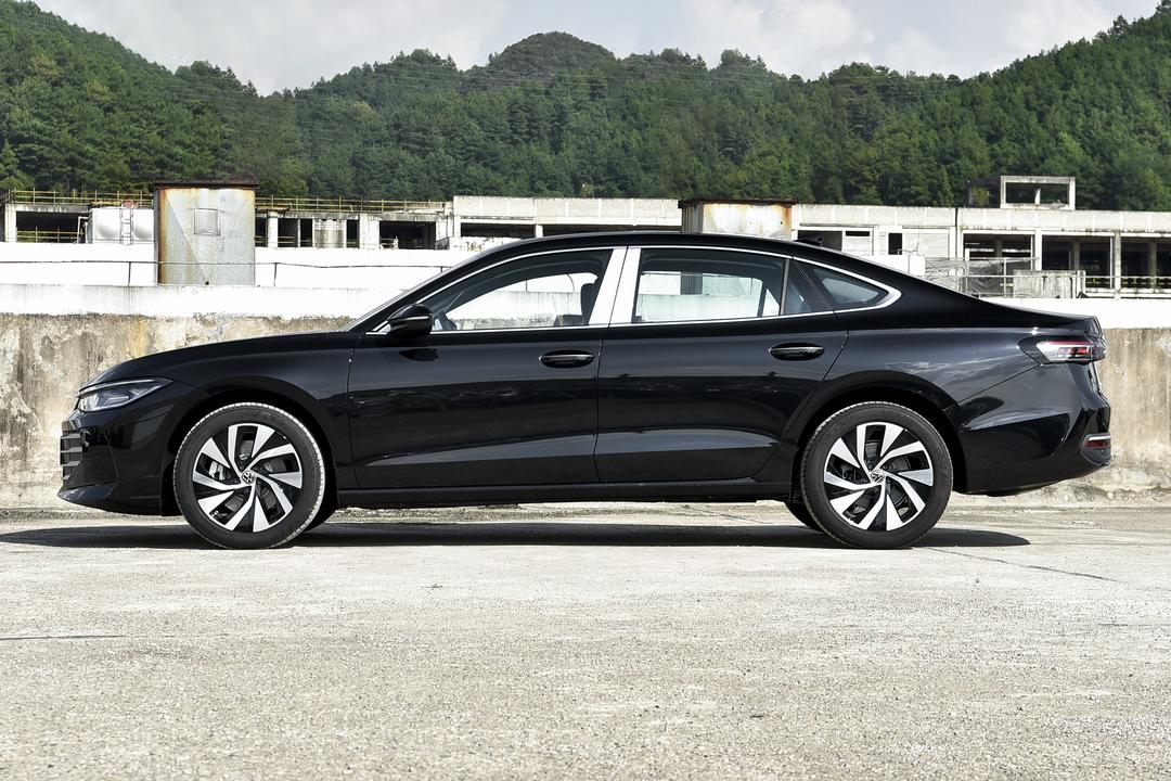 Volkswagen Passat 2026, фото 4