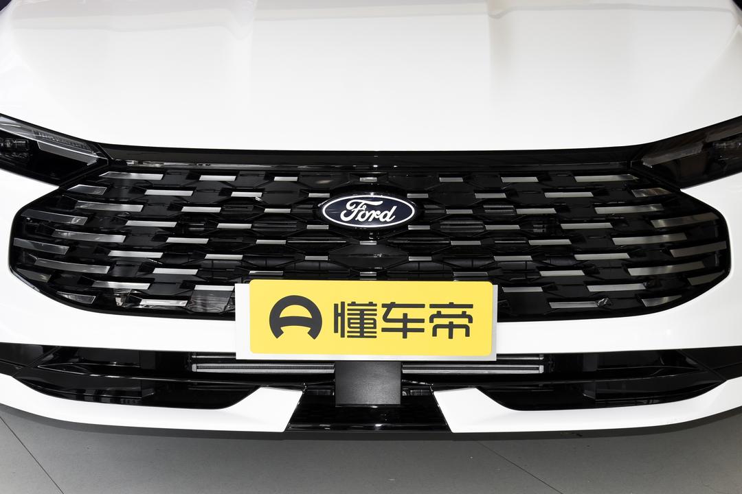 Ford Mondeo 2026, фото 9