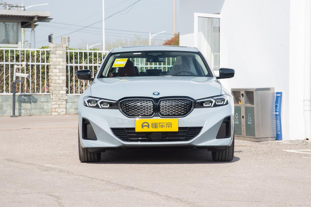 BMW i3 2026, фото 2