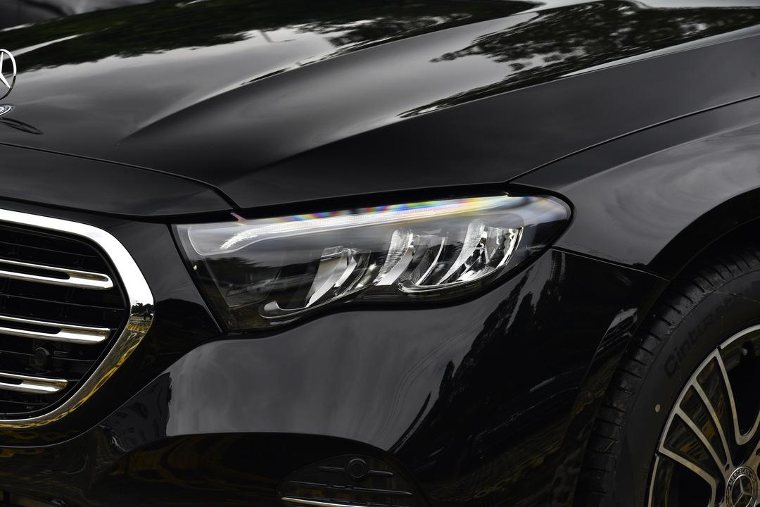 Mercedes-Benz E-Class 2026, фото 14