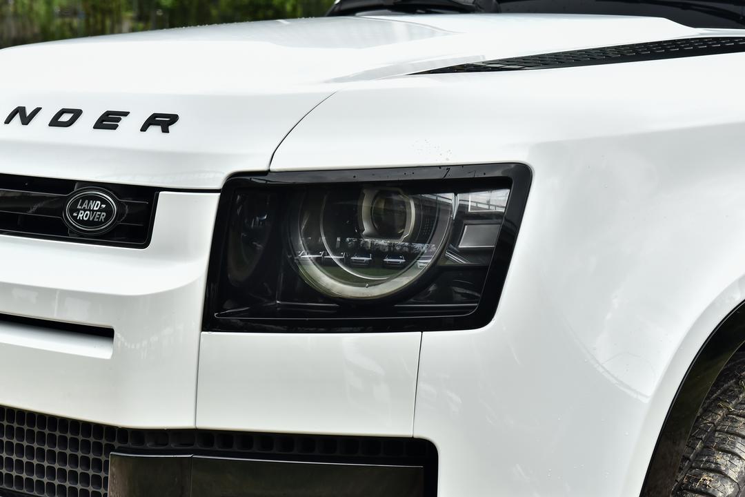 Land Rover Defender 2026, фото 13