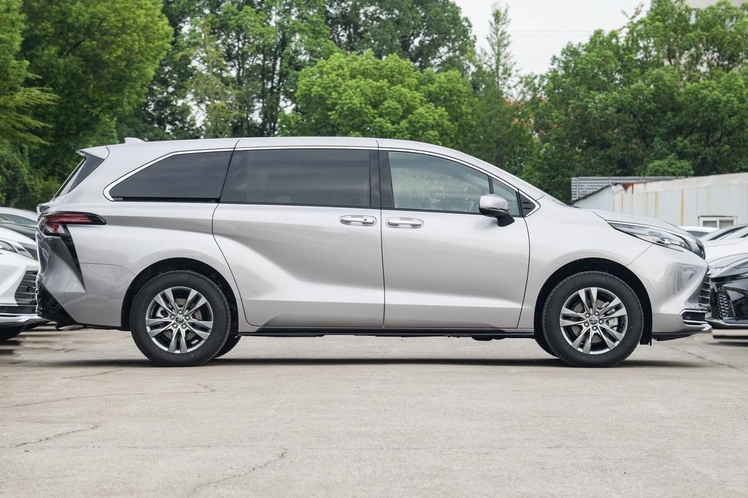 Toyota Sienna 2026, фото 8