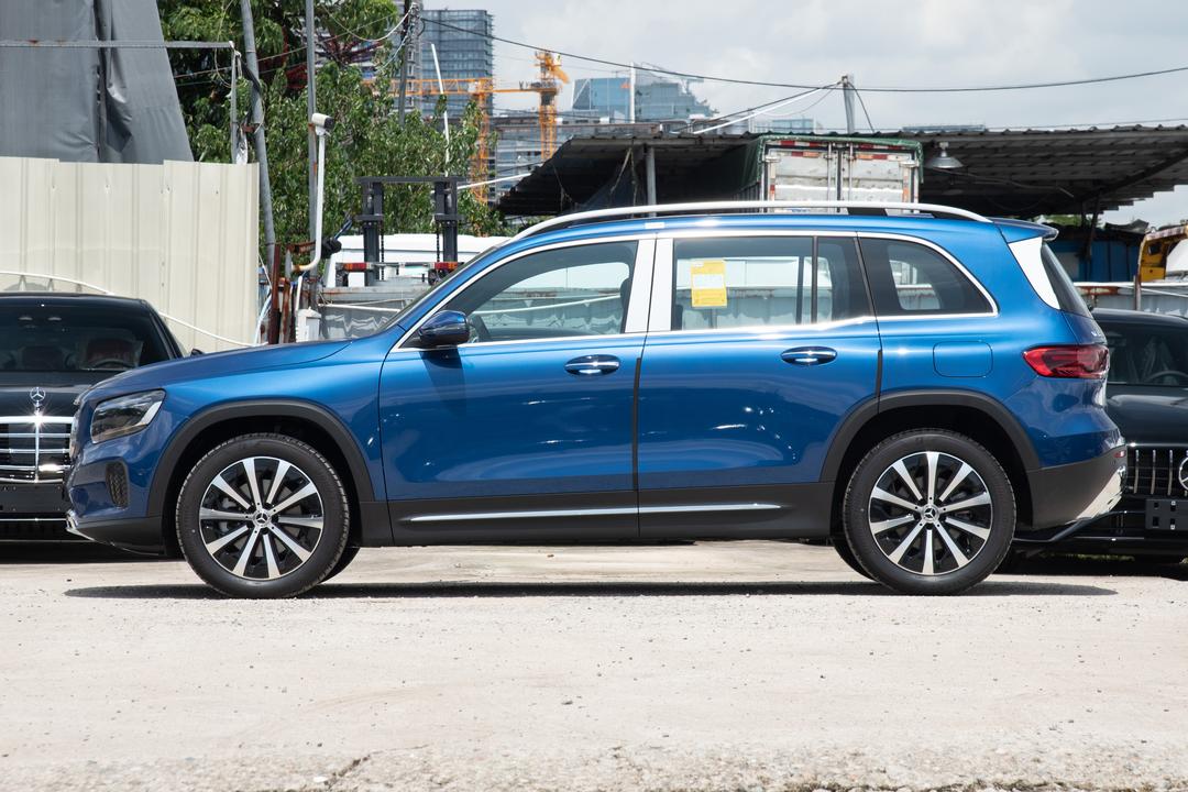 Mercedes-Benz GLB 2026, фото 4