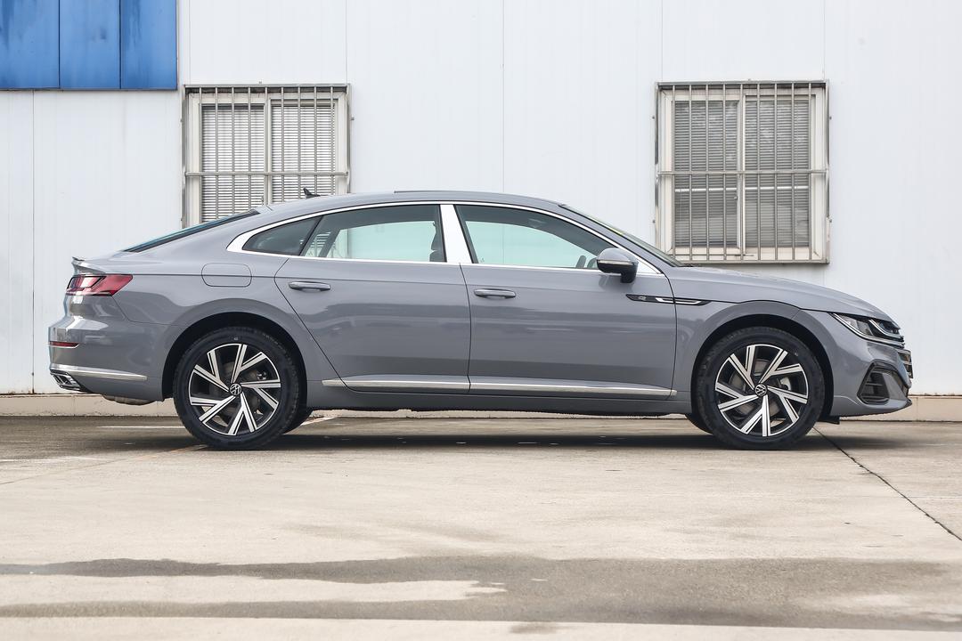Volkswagen CC 2026, фото 8