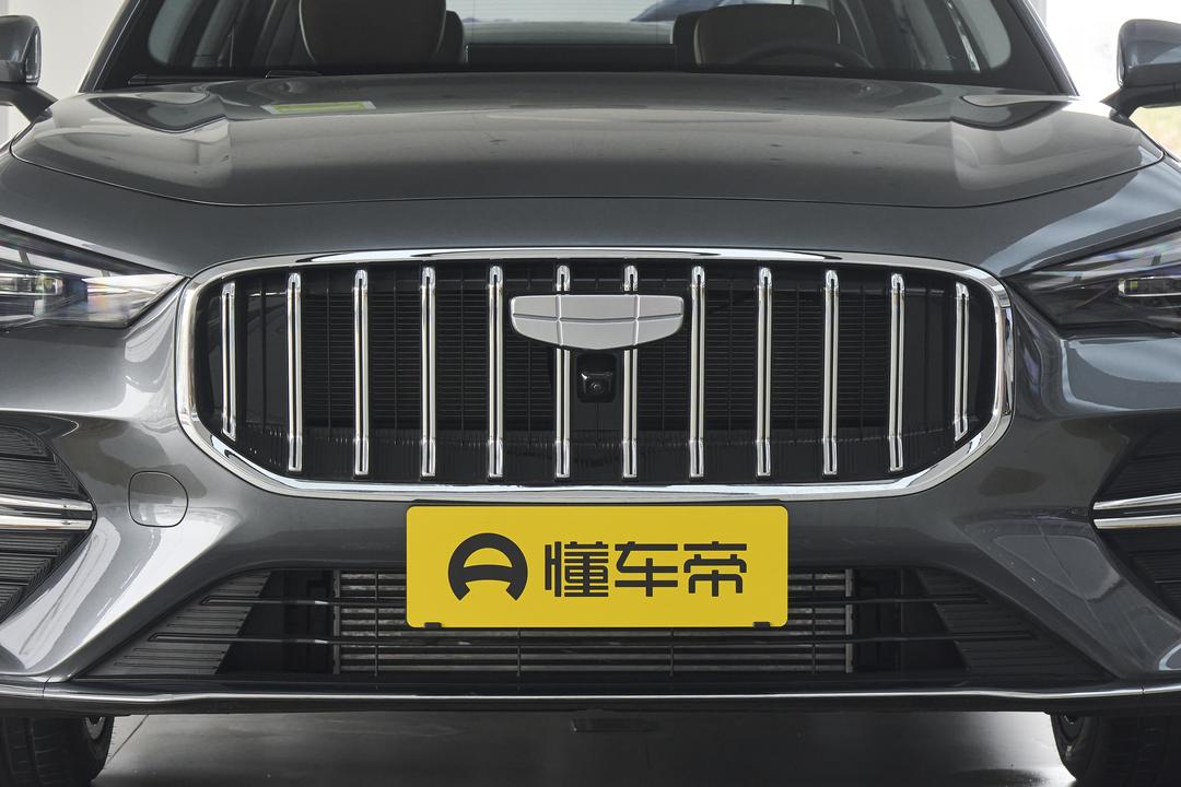 Geely Emgrand 2026, фото 10