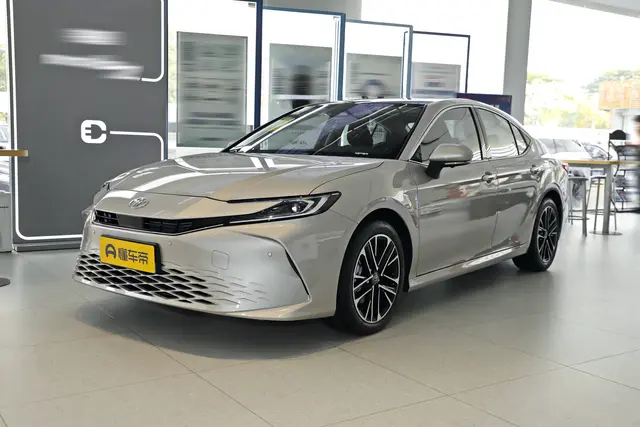 Toyota Camry 2026 — купить из Китая под заказ