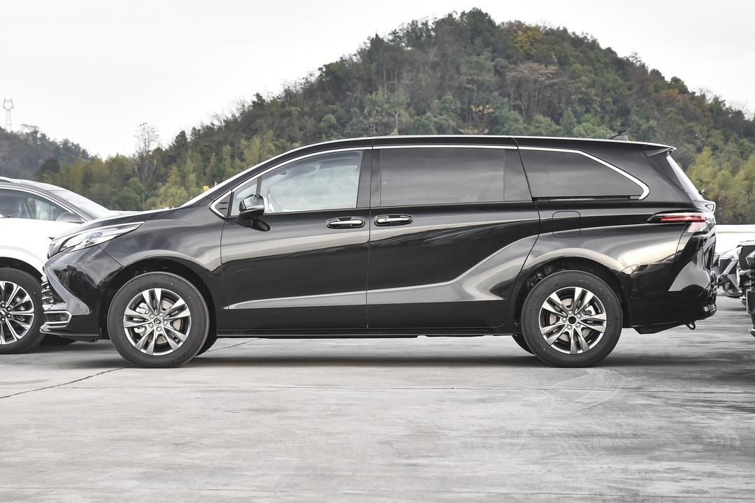 Toyota Sienna 2026, фото 4