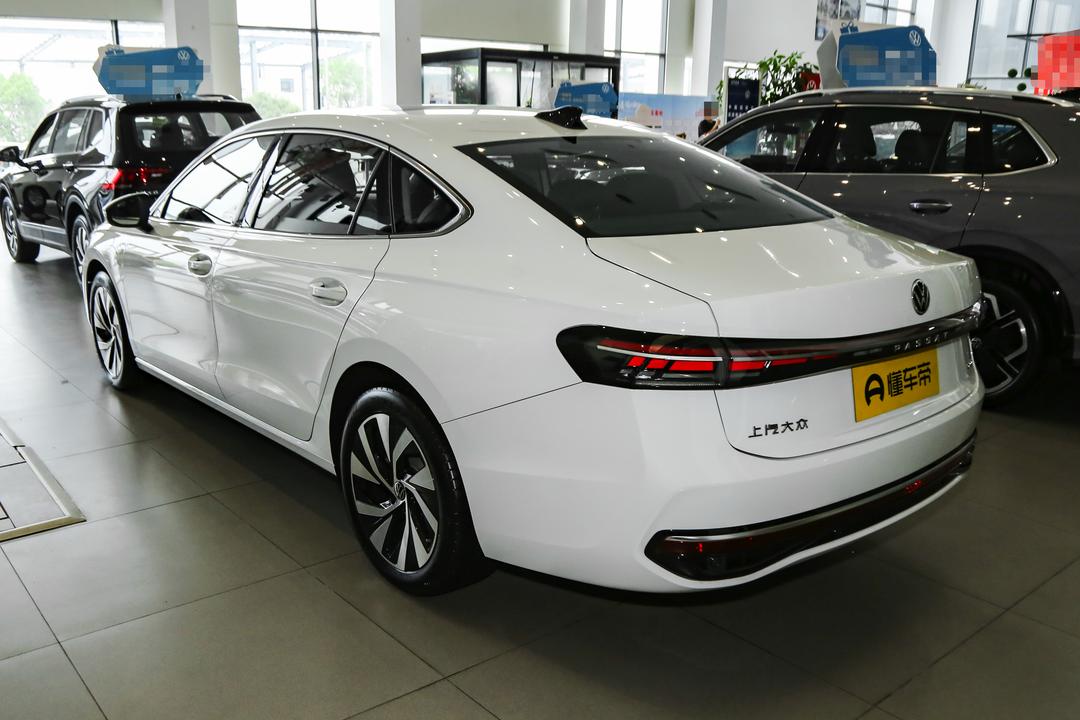 Volkswagen Passat 2026, фото 5