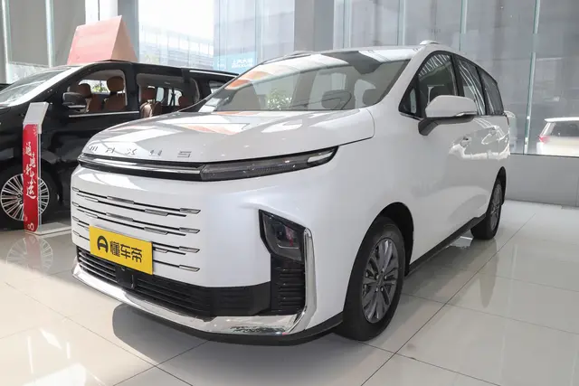 Maxus G50 PHEV 2026 — купить из Китая под заказ