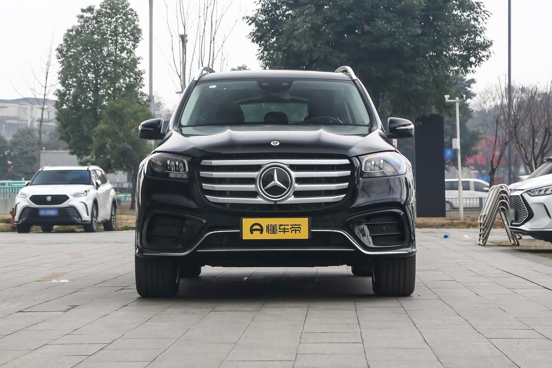 Mercedes-Benz GLS 2026, фото 2