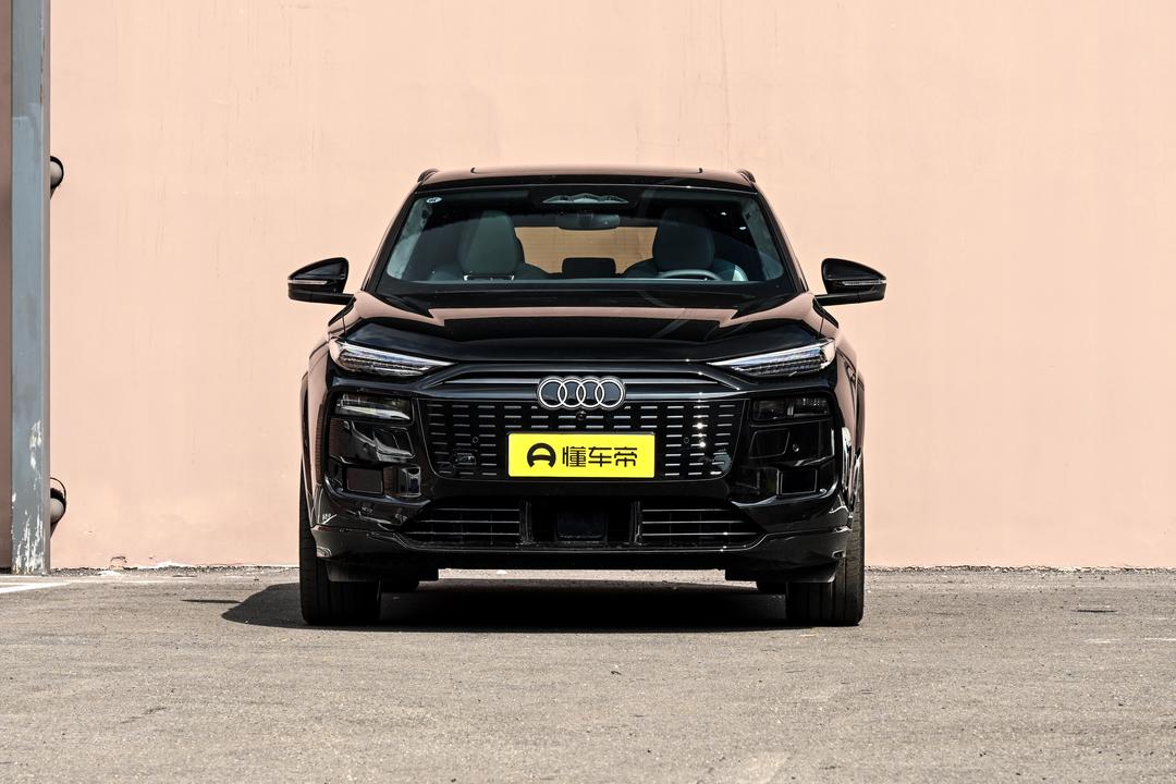 Audi Q6L e-tron 2026, фото 2