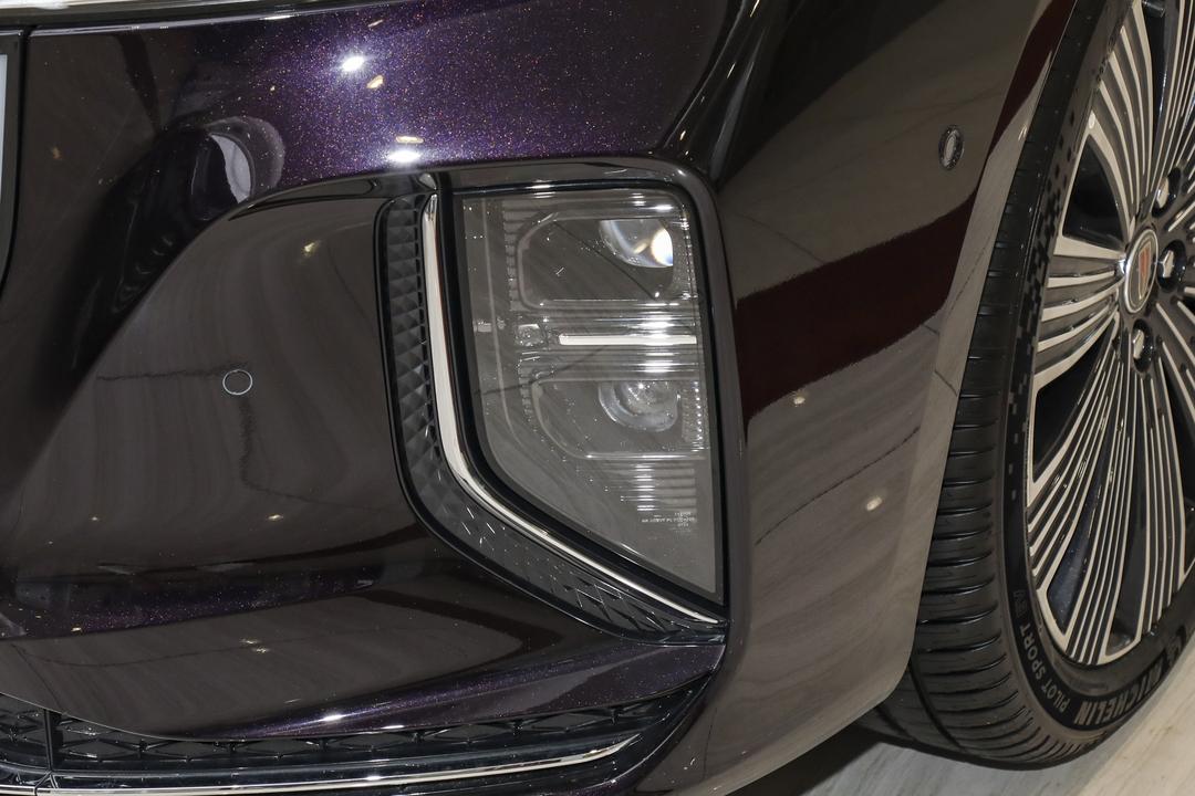 Hongqi H9 2026, фото 12