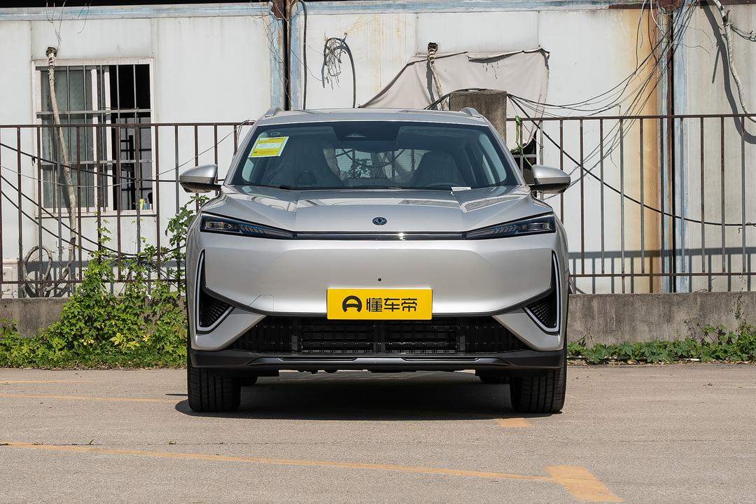 Dongfeng L7 PHEV 2026, фото 2