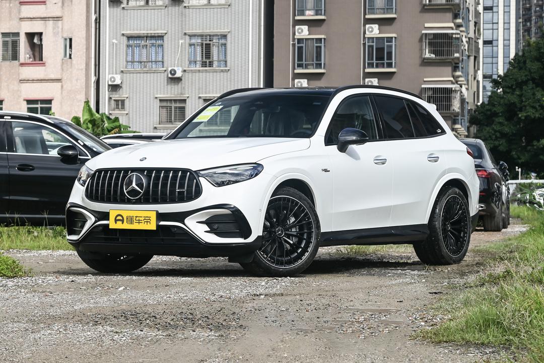 Mercedes-Benz GLC AMG 2026, фото 1