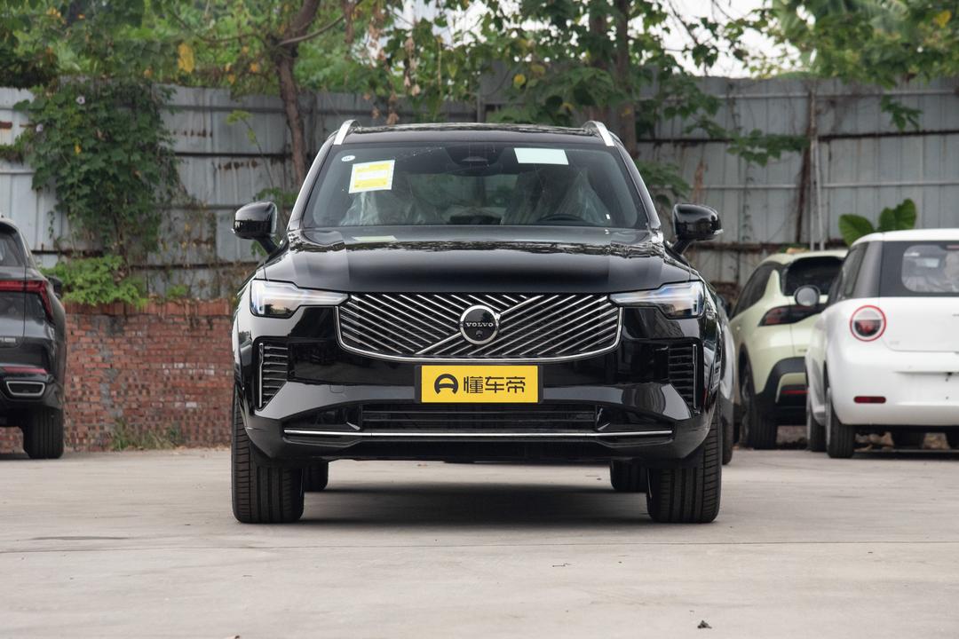 Volvo XC90 2026, фото 2