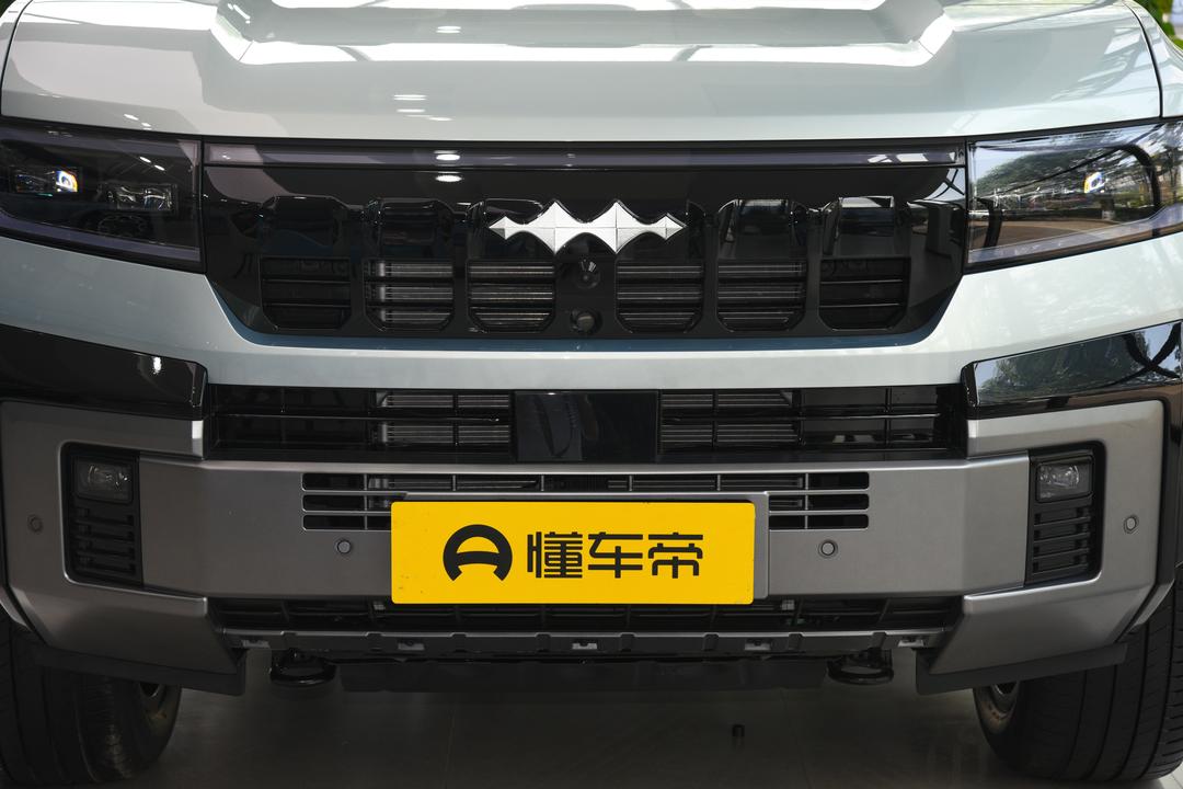 BYD Fangchengbao Leopard 8 2026, фото 9