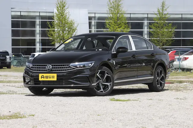 Volkswagen Magotan 2026 — купить из Китая под заказ