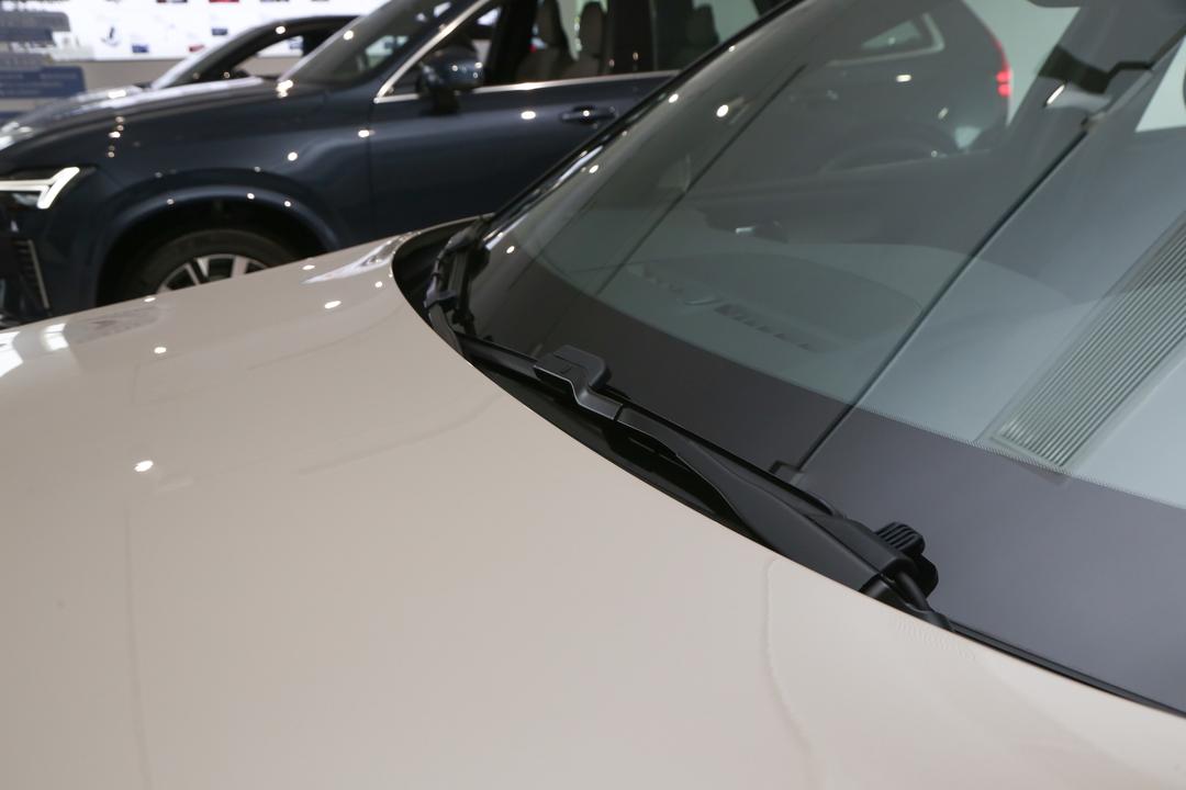Volvo XC40 2026, фото 15