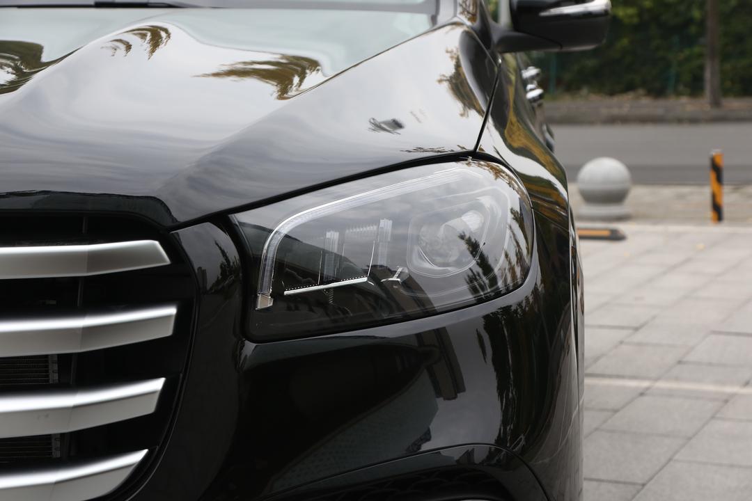 Mercedes-Benz GLS 2026, фото 11