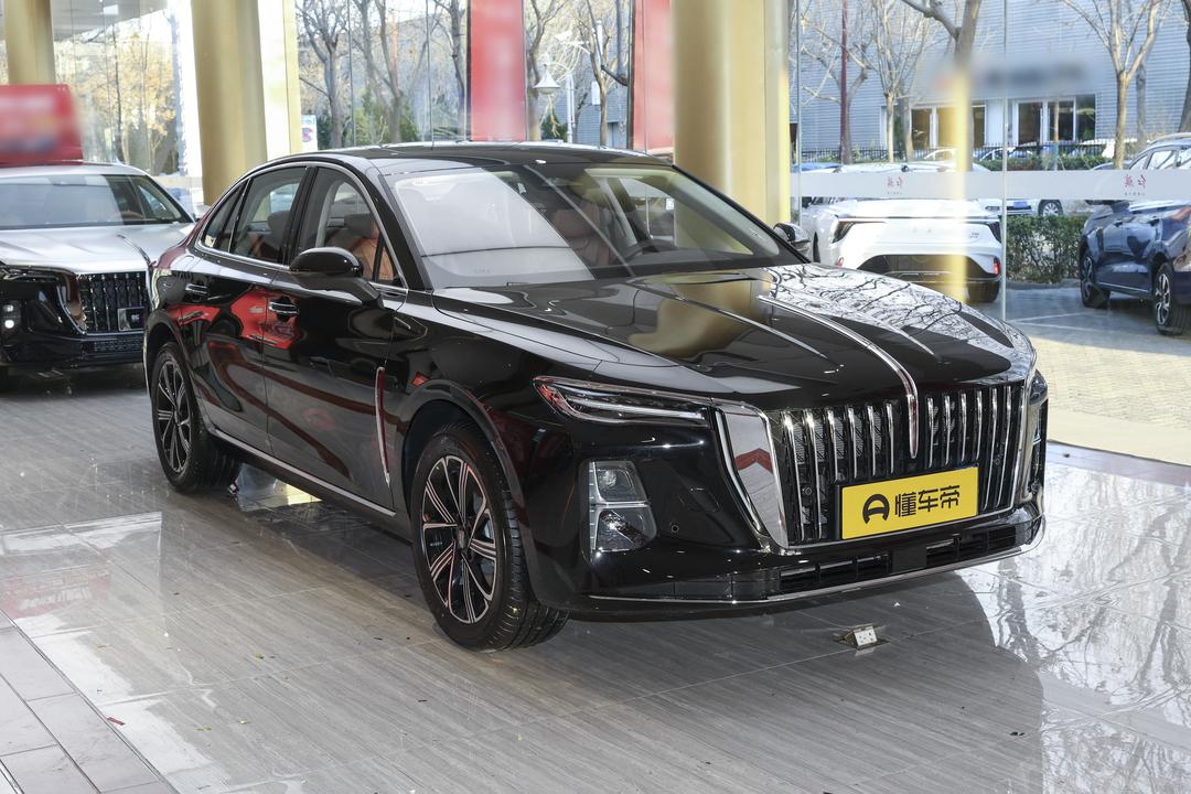 Hongqi H5 PHEV 2026, фото 3