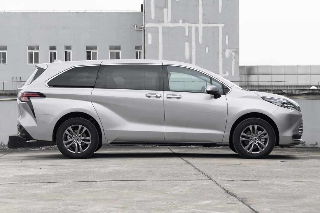 Toyota Sienna 2026, фото 8