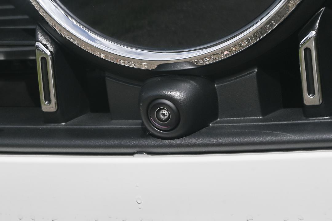 Mercedes-Benz GLC AMG 2026, фото 15