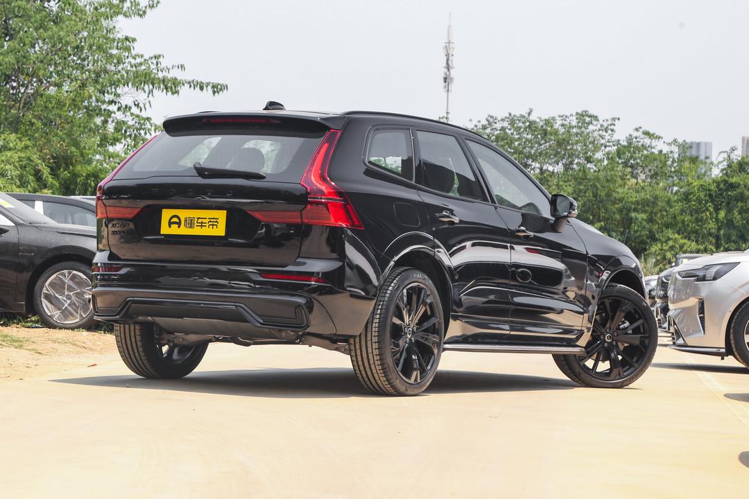 Volvo XC60 2026, фото 7