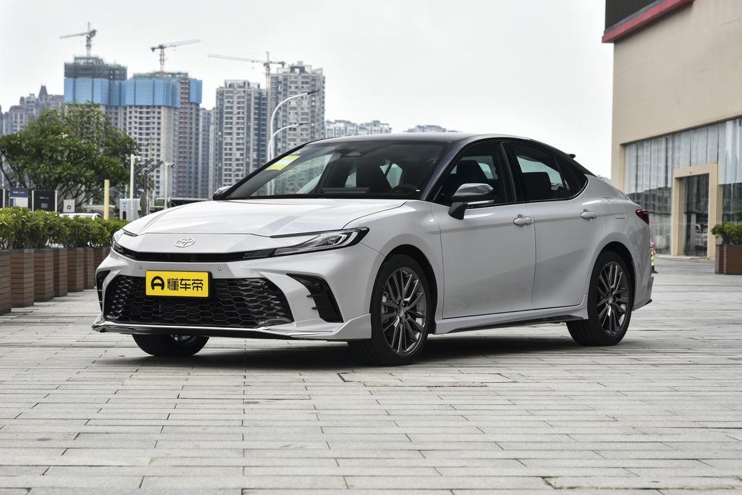 Toyota Camry 2026, фото 1