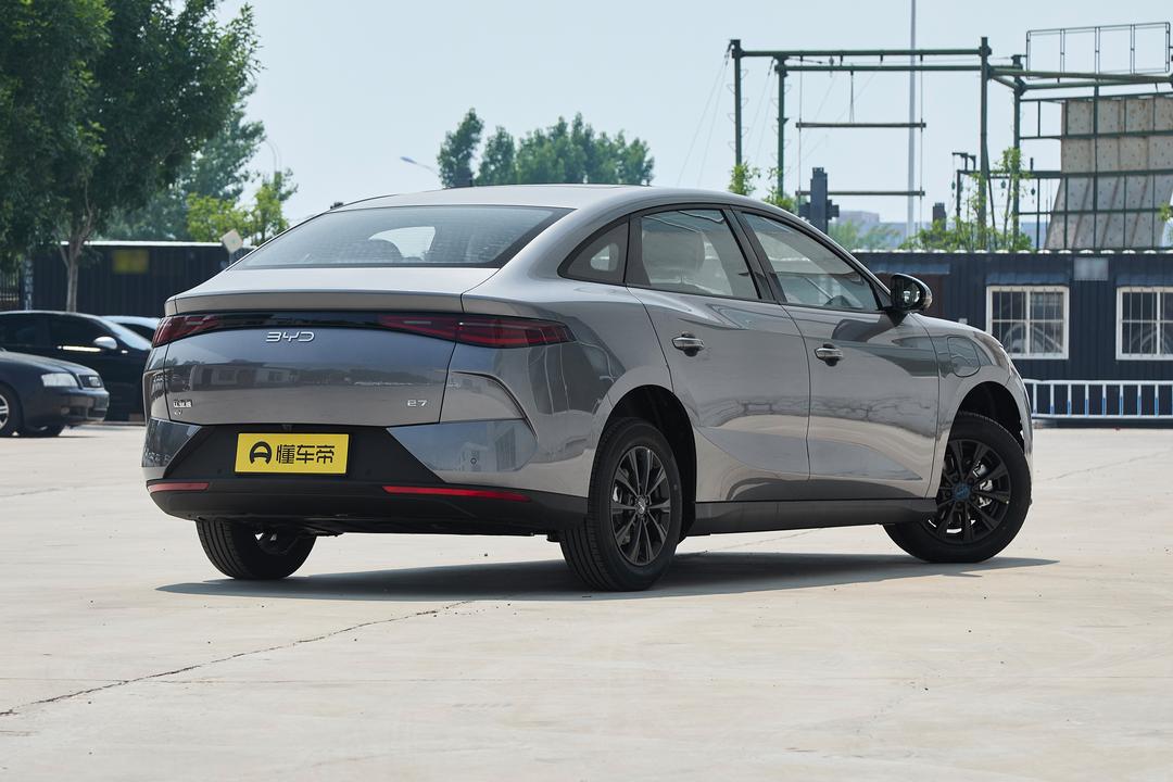 BYD e7 2026, фото 7