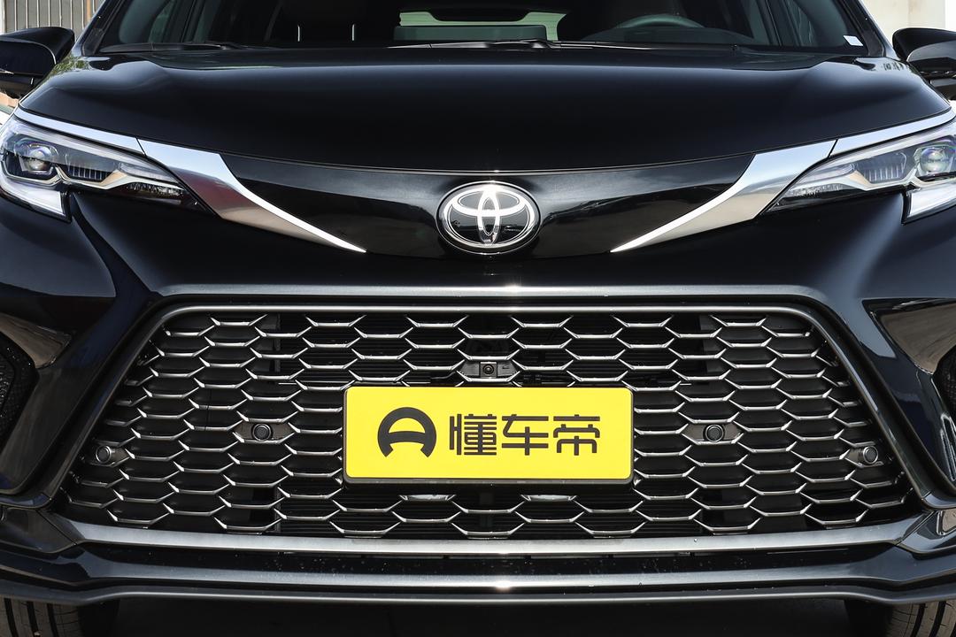 Toyota Granvia 2026, фото 10