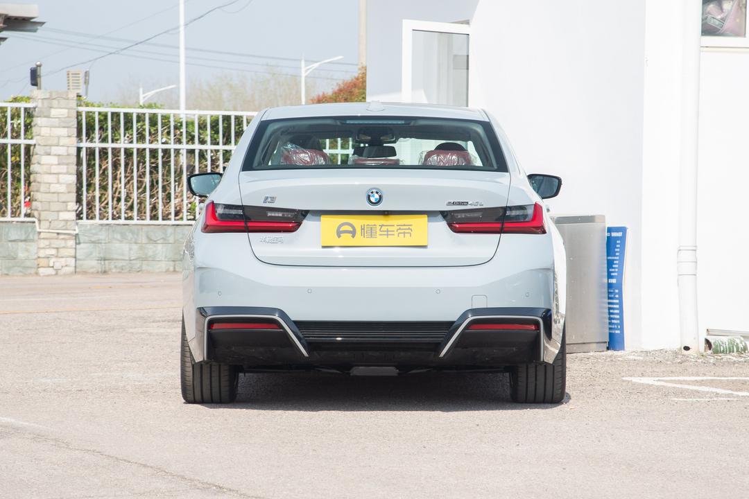 BMW i3 2026, фото 6