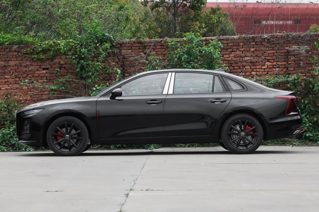 Hongqi H5 2026, фото 4
