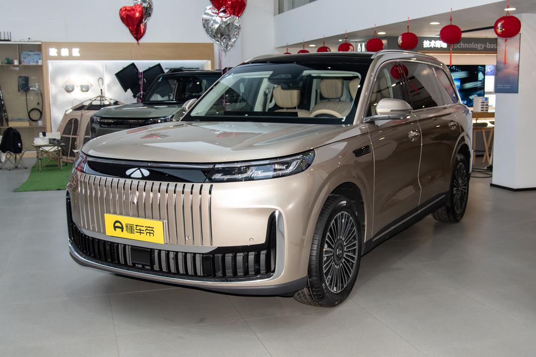 Chery T11 2026, фото 1