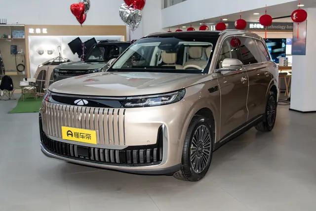 Chery T11 2026 — купить из Китая под заказ