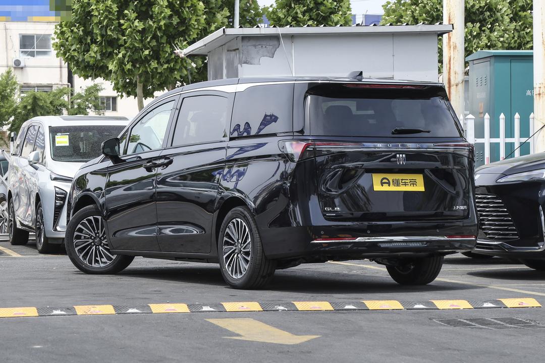 Buick GL8 PHEV 2026, фото 5