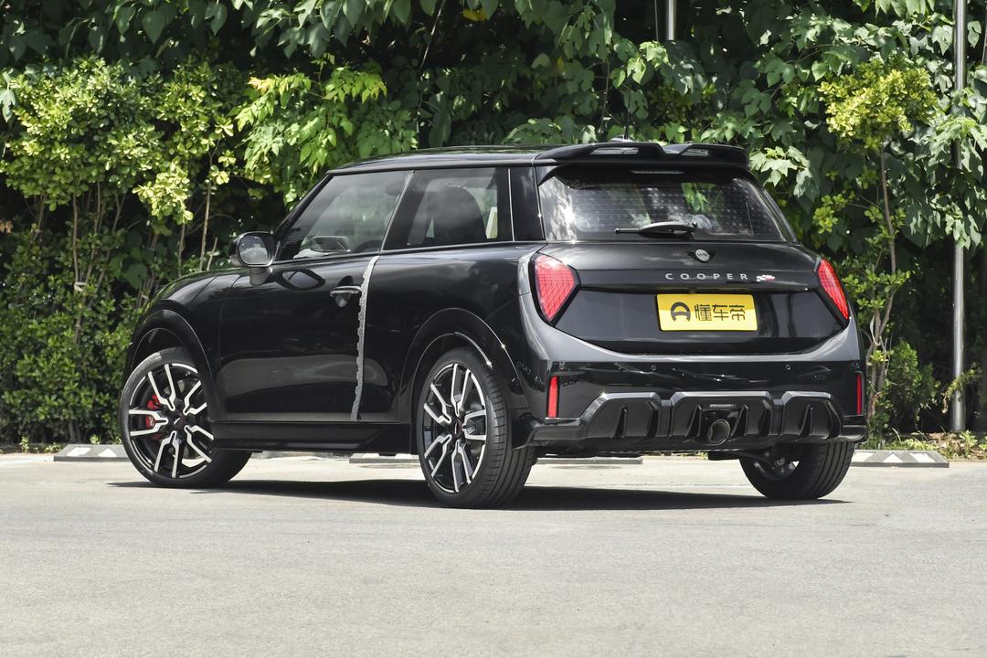 MINI JCW 2026, фото 5
