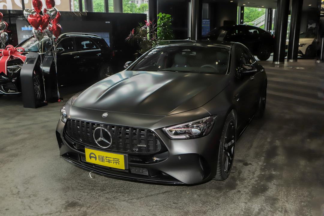 Mercedes-Benz AMG GT 2026, фото 1