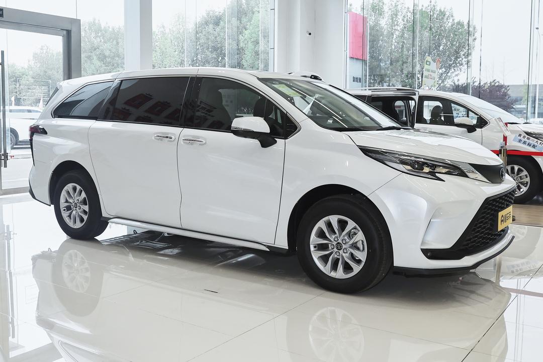 Toyota Granvia 2026, фото 8