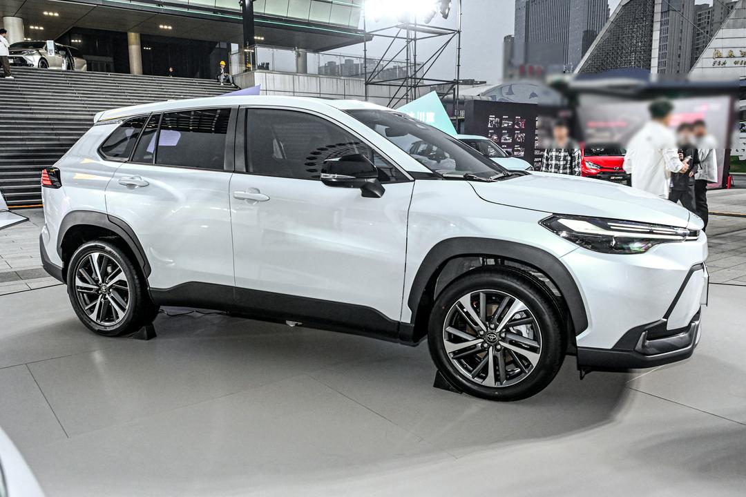 Toyota Frontlander 2026, фото 8