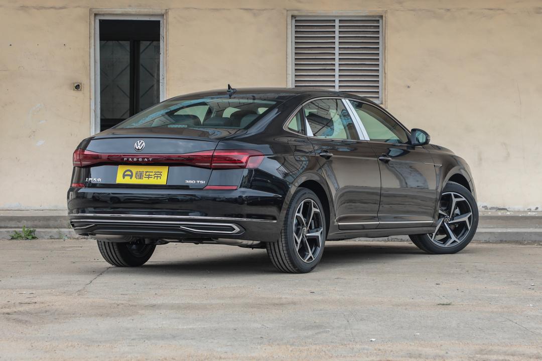Volkswagen Passat 2026, фото 7