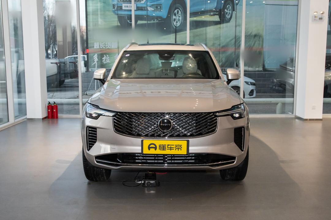 Volvo XC90 2026, фото 2