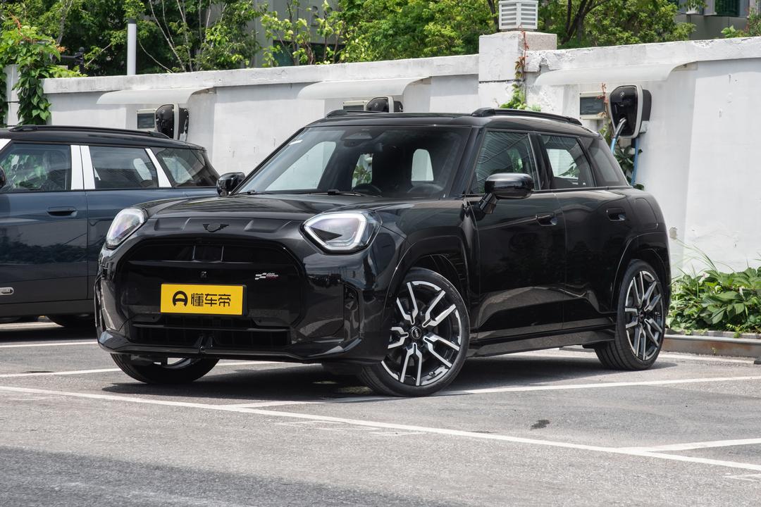 MINI Aceman EV